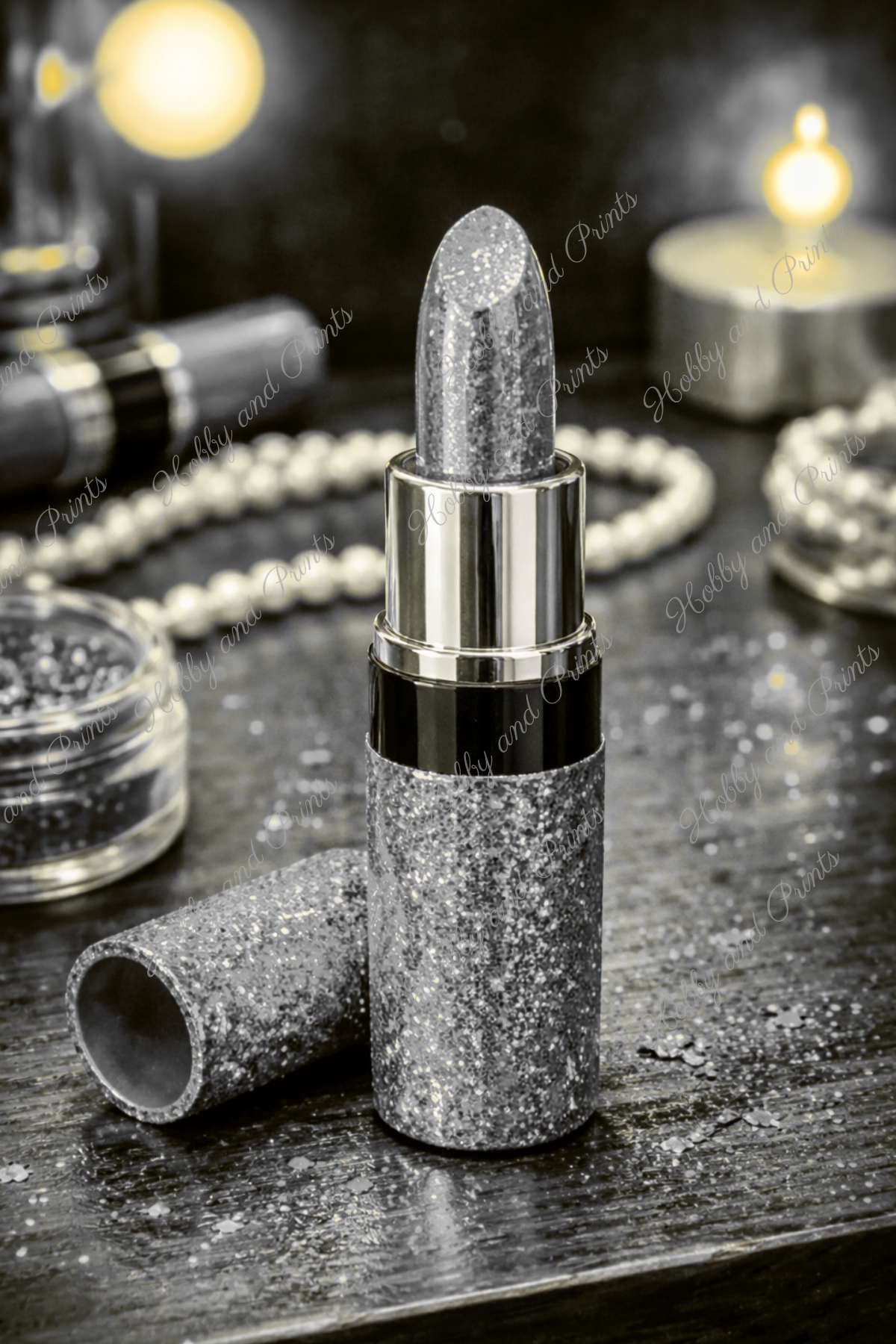Silberner Lippenstift – Luxus Glamour Make-up